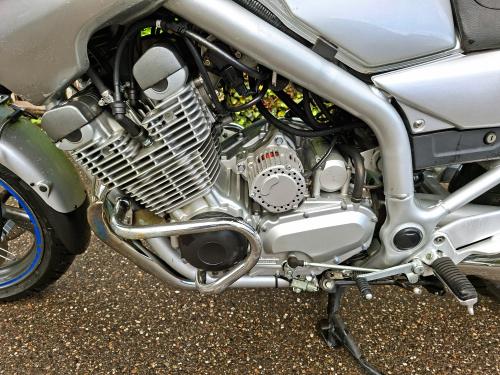 Yamaha XJ900S Diversion (2002) foto 7