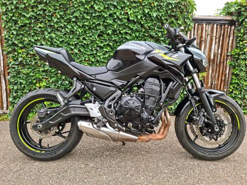 KAWASAKI Z650 (2024)