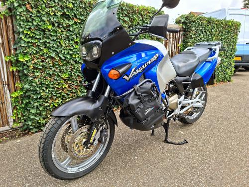 Honda XL1000V Varadero (2000) foto 2