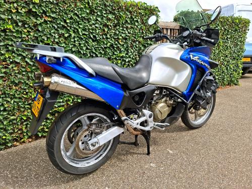 Honda XL1000V Varadero (2000) foto 9