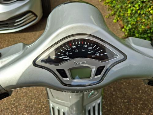 PIAGGIO VESPA PRIMAVERA (2017) foto 14