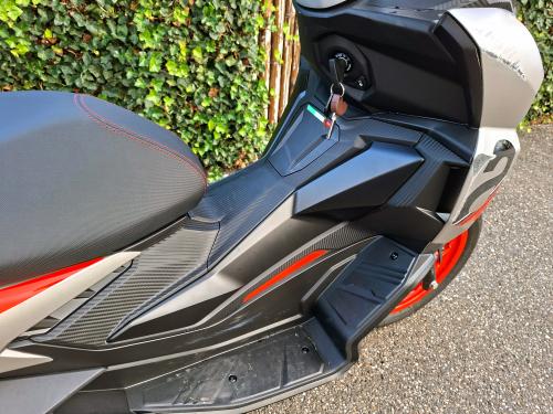 APRILIA SR GT 200 (2025) foto 20