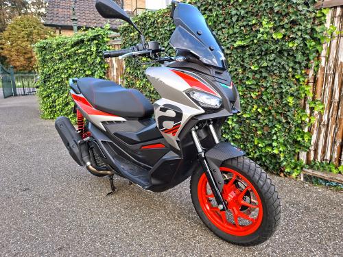 APRILIA SR GT 200 (2025) foto 2