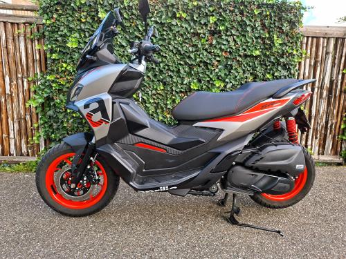 APRILIA SR GT 200 (2025) foto 9