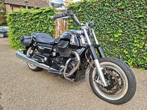 MOTO GUZZI Eldorado 1400 (2017) foto 2