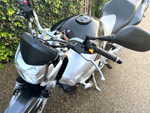 SUZUKI GSR600 (2009) foto 3