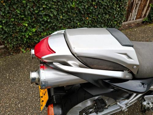 Yamaha FZ6 Fazer 600 (2004) foto 8