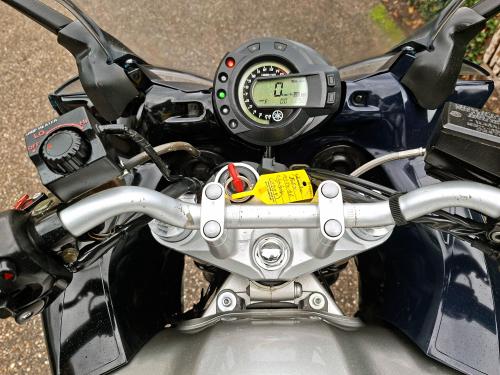 Yamaha FZ6 Fazer 600 (2004) foto 17