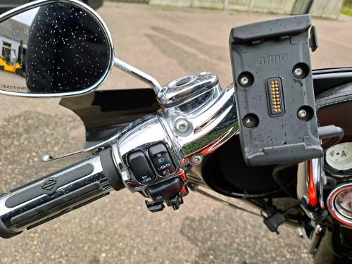 Harley-Davidson Electra Glide CVO (2007) foto 22