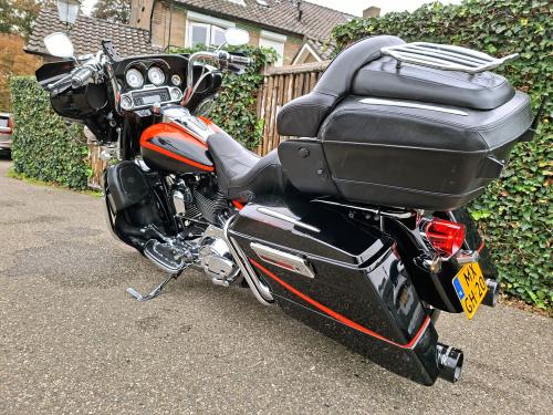 Harley-Davidson Electra Glide CVO (2007) foto 13